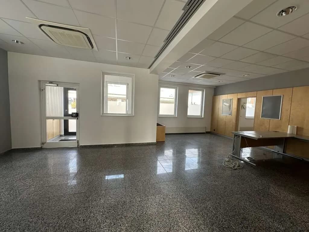 3-Zimmer-Gewerbeimmobilie mieten in Mistelbach – 100 m², € 1.050 – Bild 12 von 15