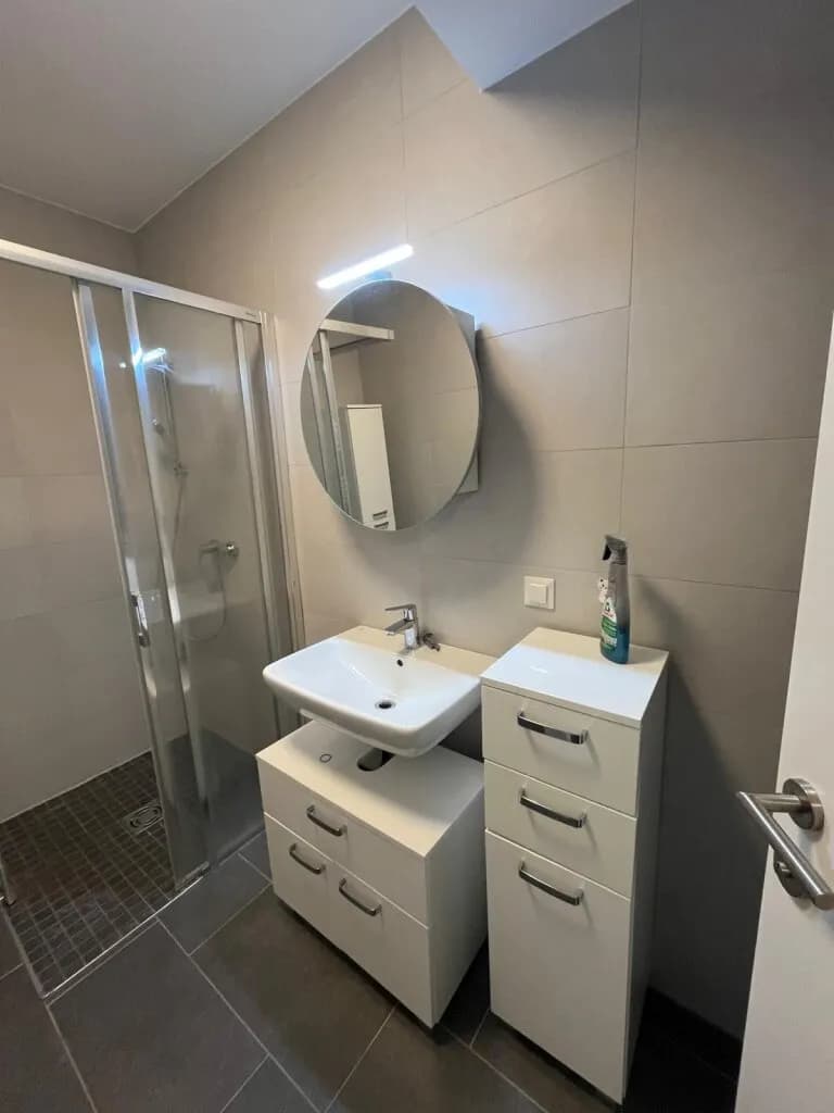 2-Zimmer-Wohnung mieten in Baden – 42,51 m², € 719 – Bild 8 von 19