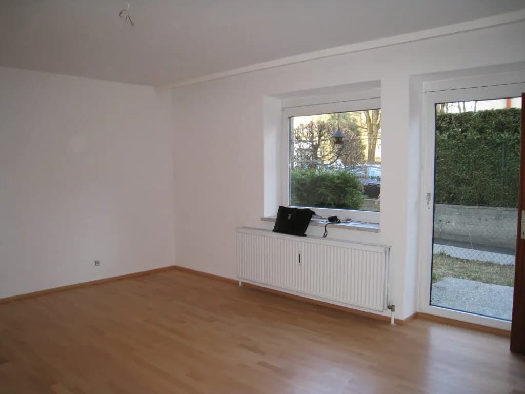Wohnung mieten in Innsbruck – 30,1 m², € 718 – Bild 2 von 6