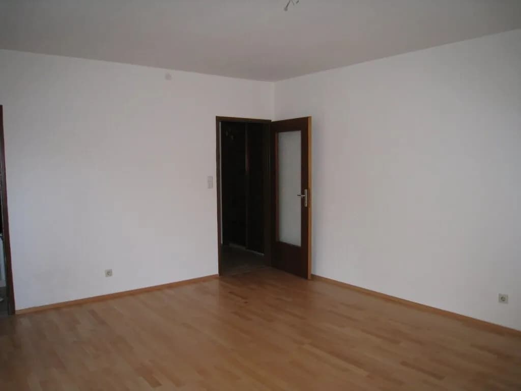Wohnung mieten in Innsbruck – 30,1 m², € 718 – Bild 3 von 6