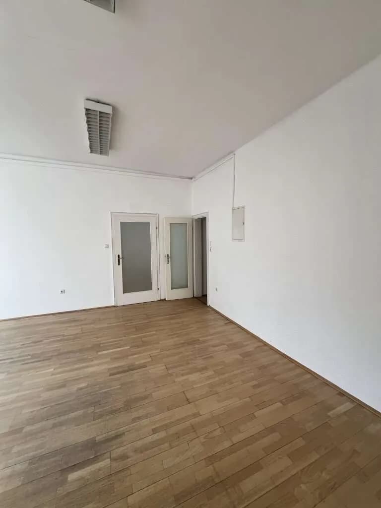 5-Zimmer-Gewerbeimmobilie mieten in Linz – 104 m², € 1.250 – Bild 5 von 8