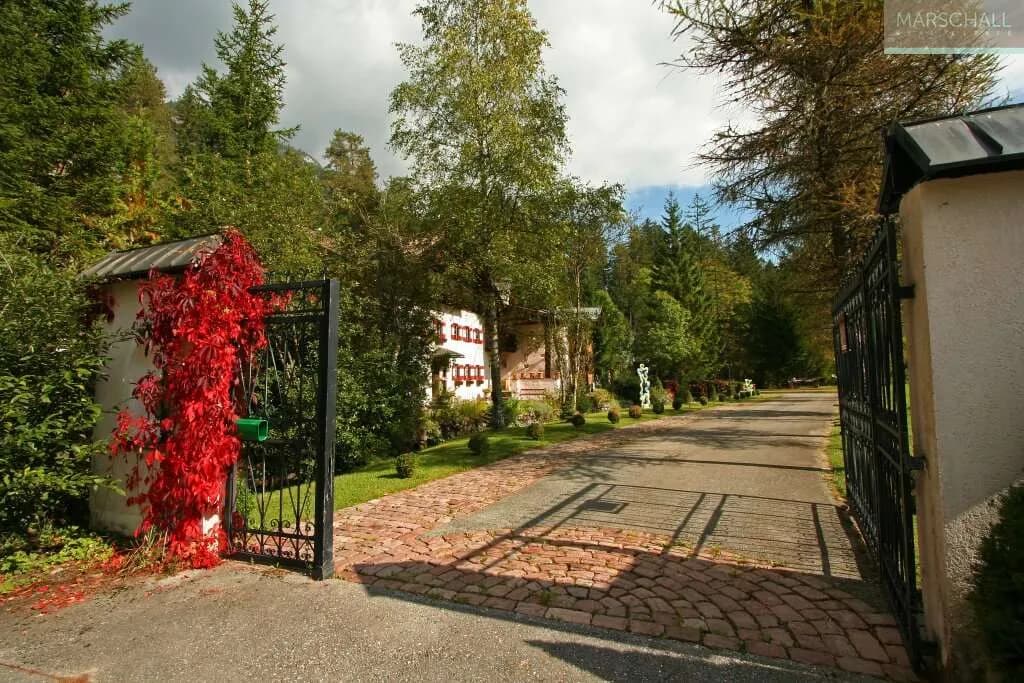 17-Zimmer-Wohnung kaufen in Reutte – 1 000 m², € 5.900.000 – Bild 12 von 24