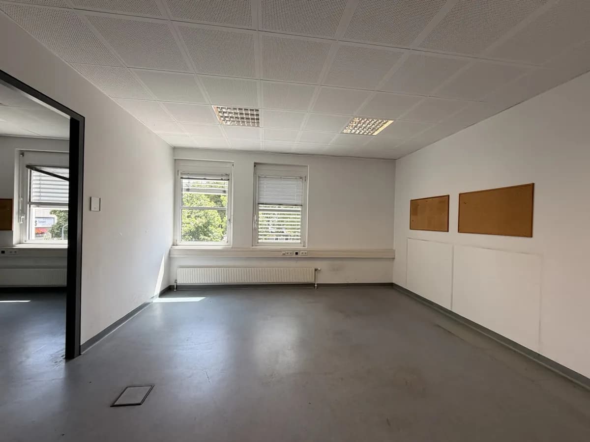 Gewerbeimmobilie mieten in Wien – 300 m² – Bild 2 von 7