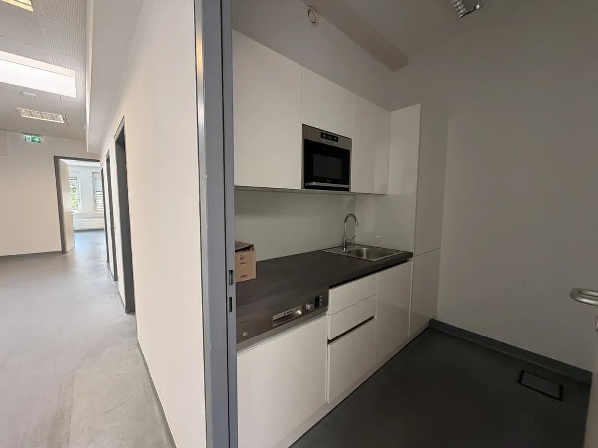 Gewerbeimmobilie mieten in Wien – 300 m² – Bild 6 von 7