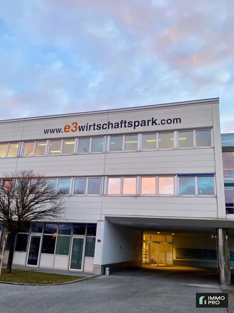 Gewerbeimmobilie mieten in Kufstein – € 11 – Bild 4 von 11