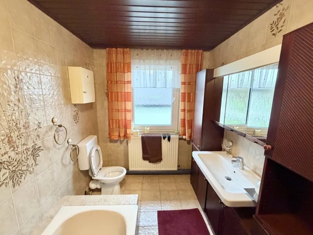 8-Zimmer-Gewerbeimmobilie kaufen in Vöcklabruck – 198,2 m², € 495.000 – Bild 11 von 13