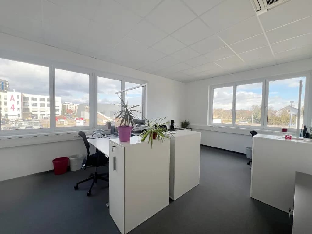 12-Zimmer-Gewerbeimmobilie mieten in Linz Land – 470 m², € 6.486 – Bild 5 von 10