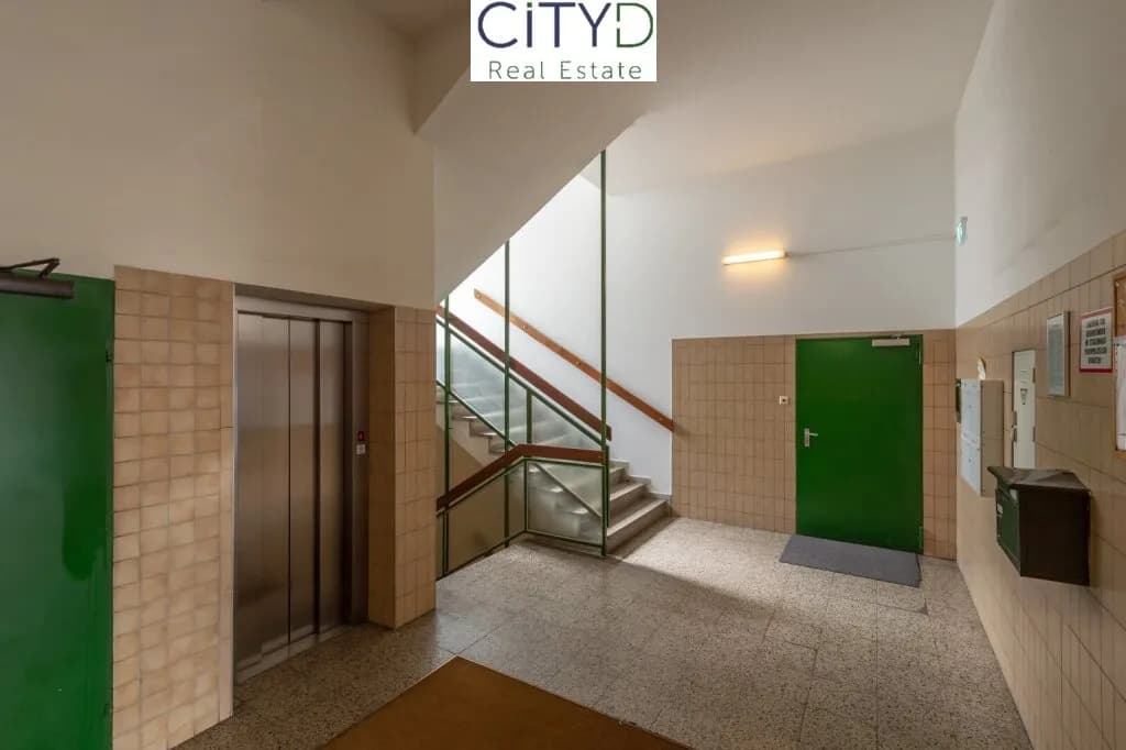 16-Zimmer-Gewerbeimmobilie kaufen in Wien – 1 865 m², € 5.126.297 – Bild 2 von 10