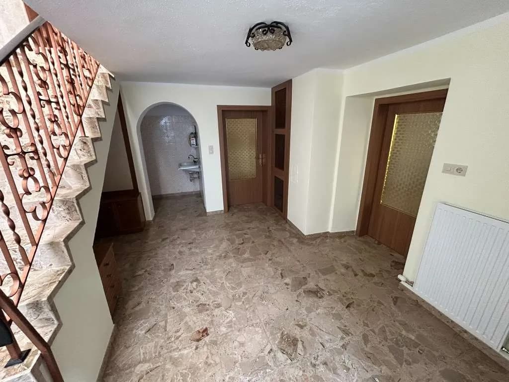 Haus mieten in Rohrbach – 200 m², € 890 – Bild 2 von 12