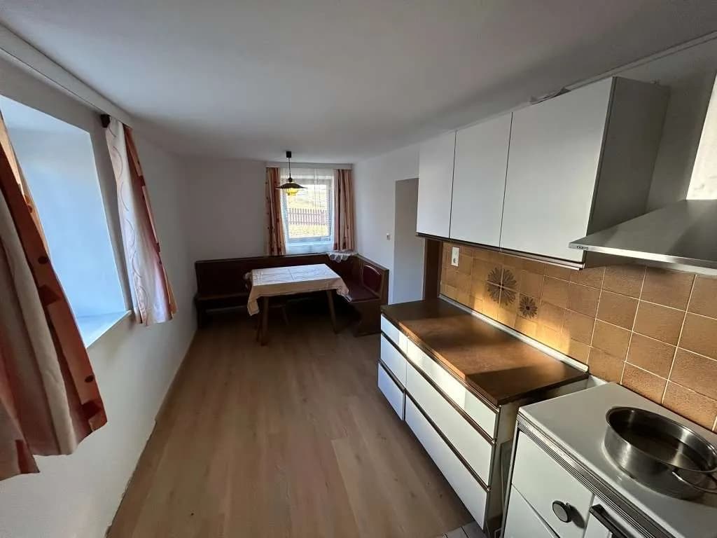 Haus mieten in Rohrbach – 200 m², € 890 – Bild 7 von 12