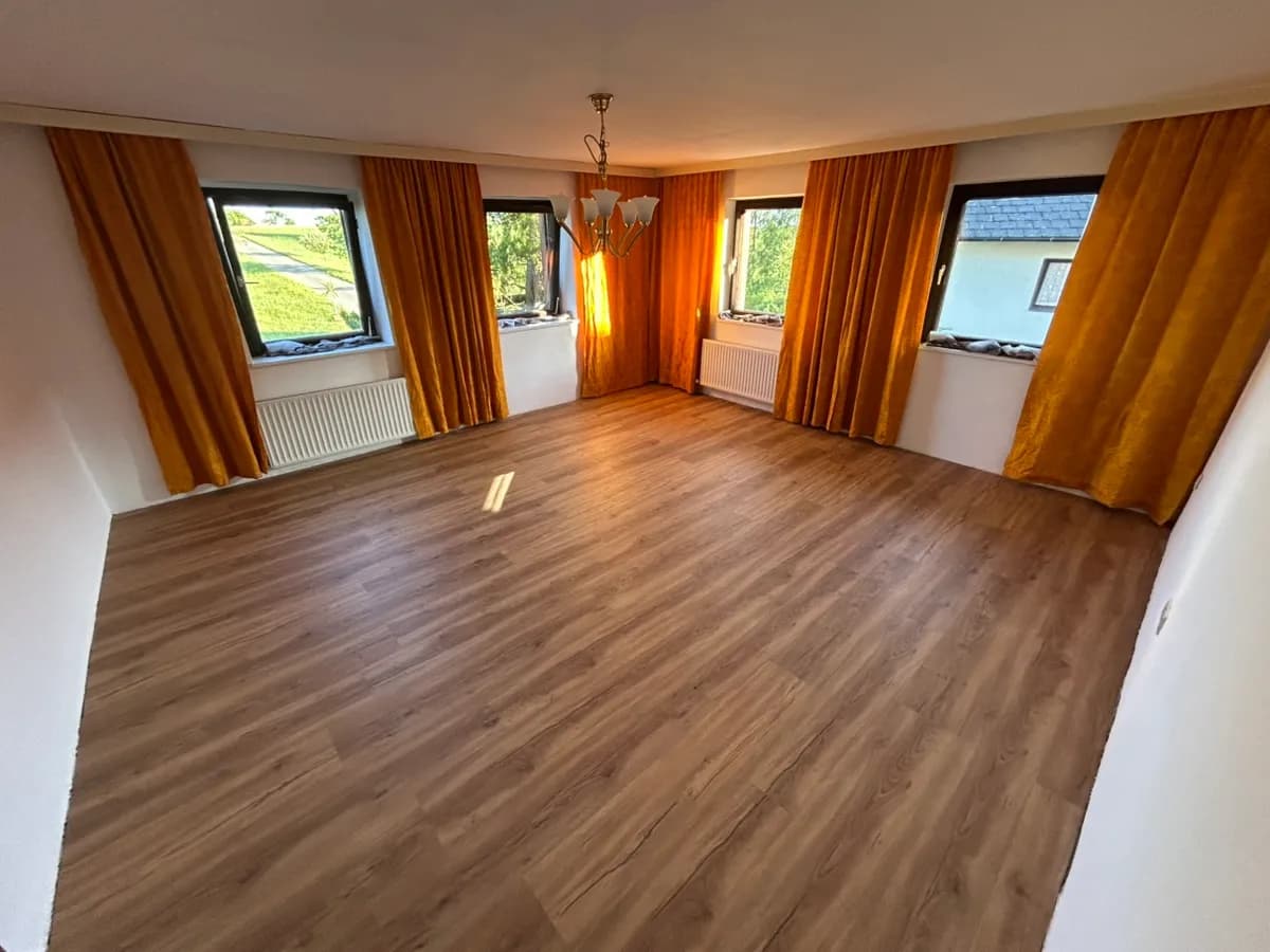 Haus mieten in Rohrbach – 200 m², € 890 – Bild 9 von 12