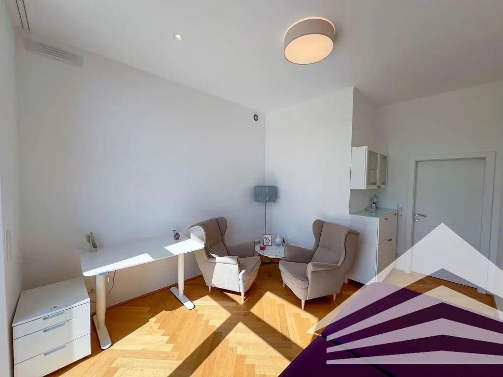 Gewerbeimmobilie mieten in Urfahr-Umgebung – 128 m², € 1.532 – Bild 5 von 13