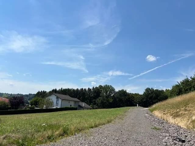 Grundstück kaufen in Südoststeiermark – 900 m², € 35