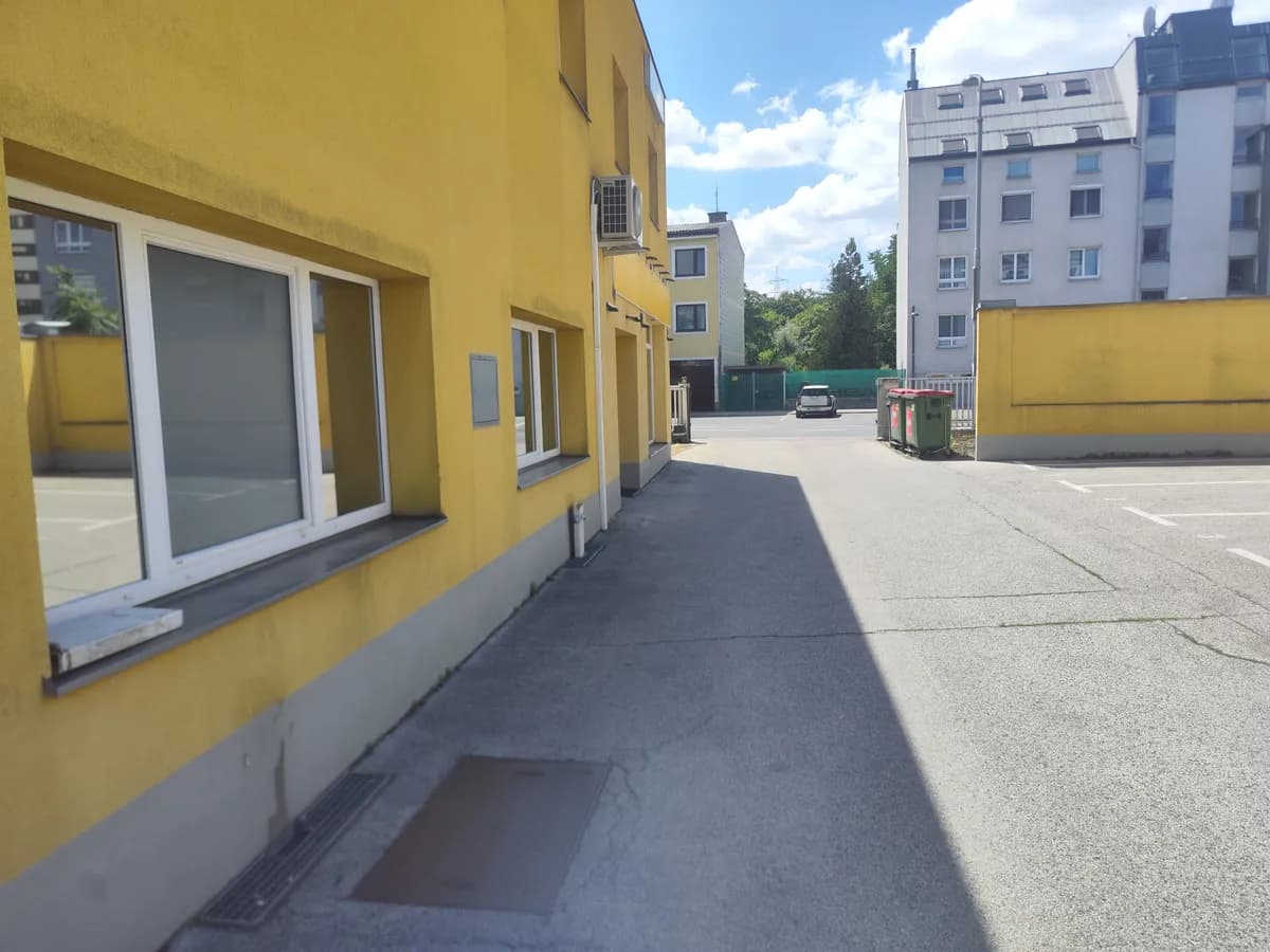 Gewerbeimmobilie mieten in Wien – 110 m², € 2.000 – Bild 2 von 15