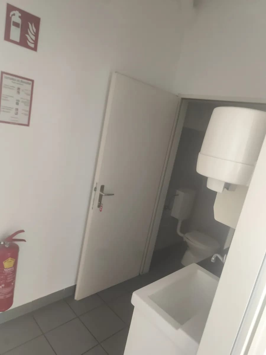 Gewerbeimmobilie mieten in Wien – 110 m², € 2.000 – Bild 6 von 15