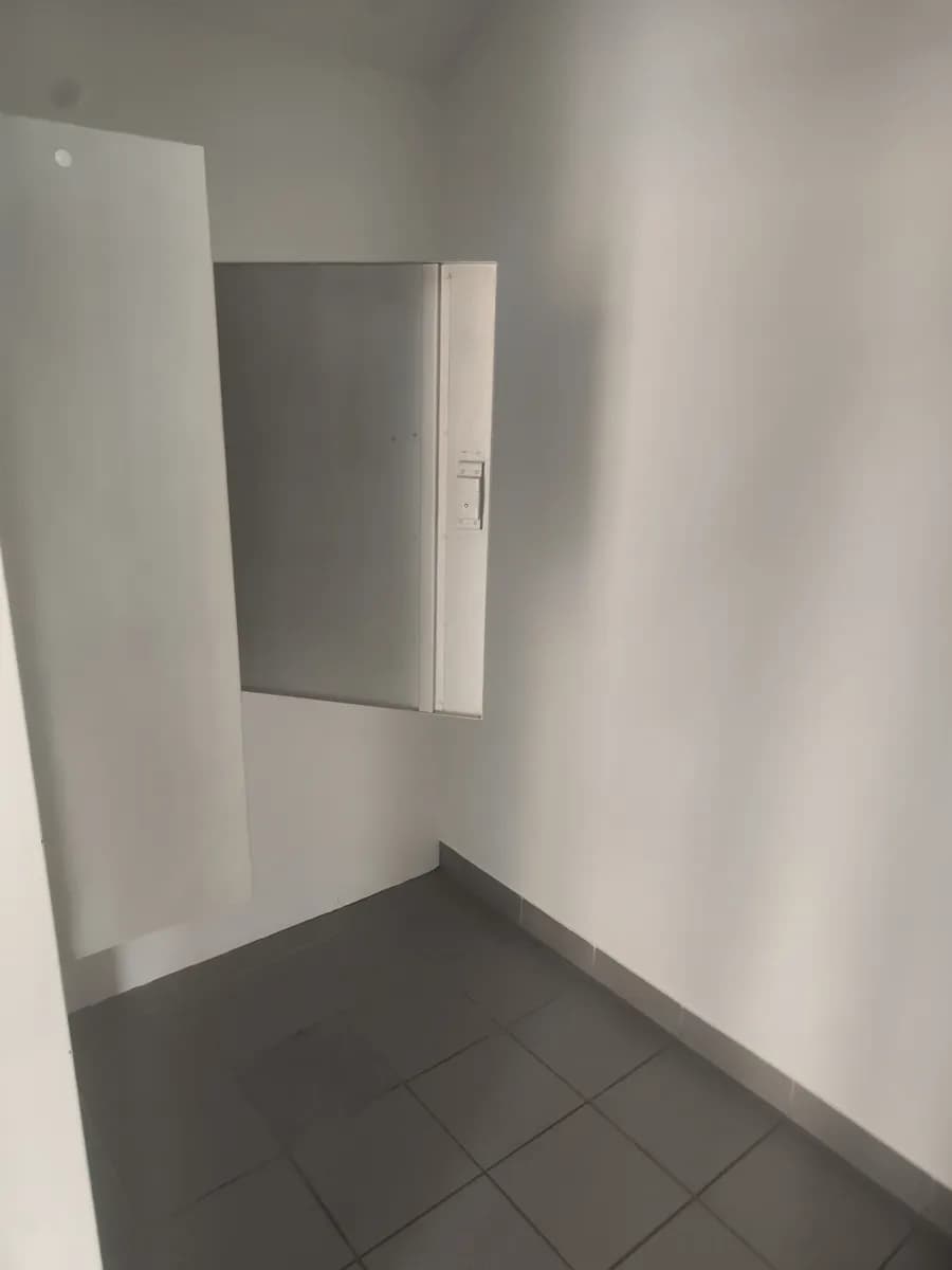 Gewerbeimmobilie mieten in Wien – 110 m², € 2.000 – Bild 7 von 15