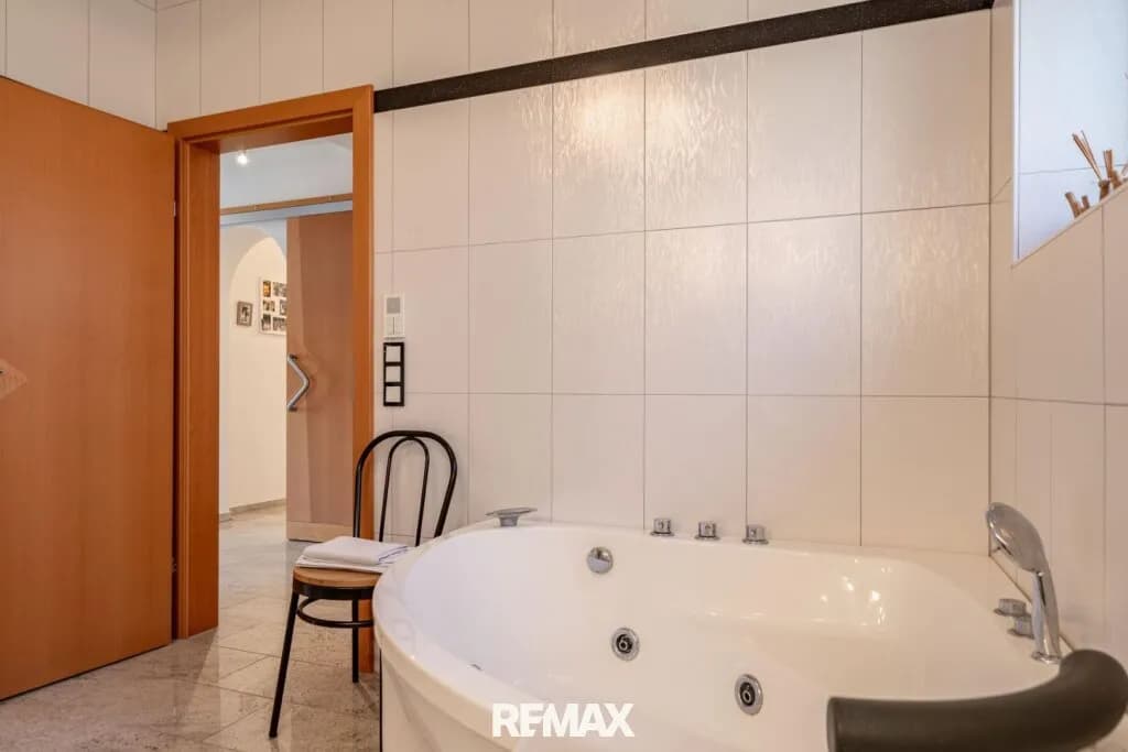 9-Zimmer-Haus kaufen in Leibnitz – 330 m², € 689.000 – Bild 5 von 50