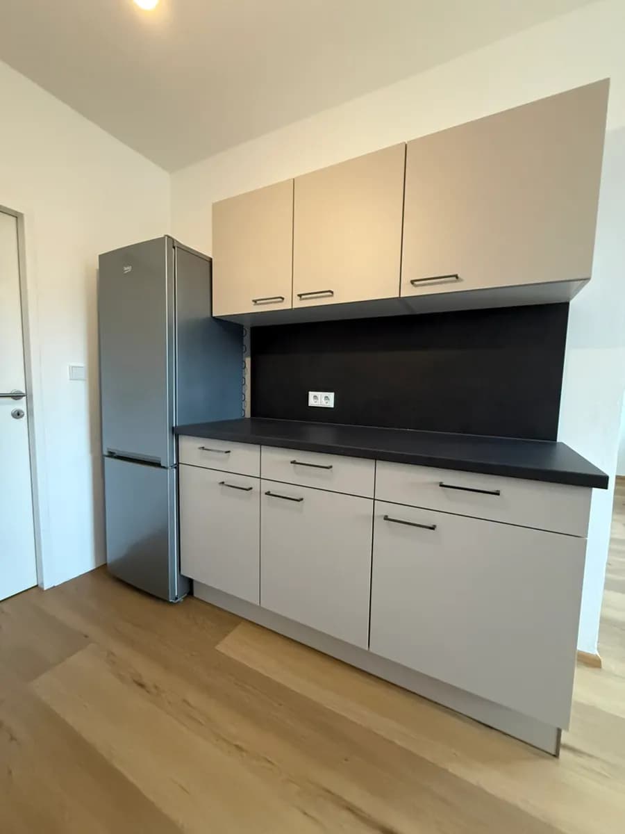 2-Zimmer-Wohnung mieten in Amstetten – 61 m², € 1.999 – Bild 3 von 14