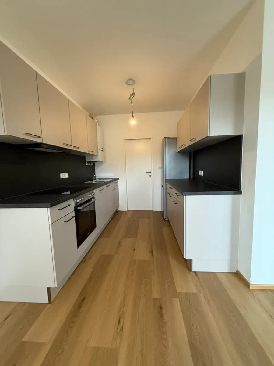 2-Zimmer-Wohnung mieten in Amstetten – 61 m², € 1.999 – Bild 4 von 14