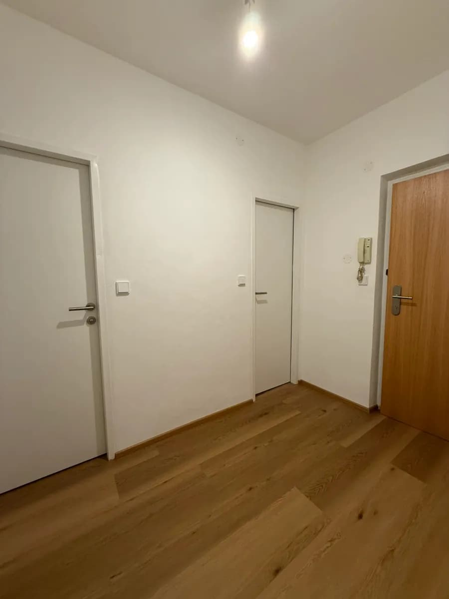 2-Zimmer-Wohnung mieten in Amstetten – 61 m², € 1.999 – Bild 8 von 14