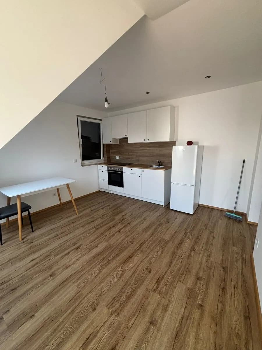 2-Zimmer-Wohnung mieten in Wien – 48 m², € 850