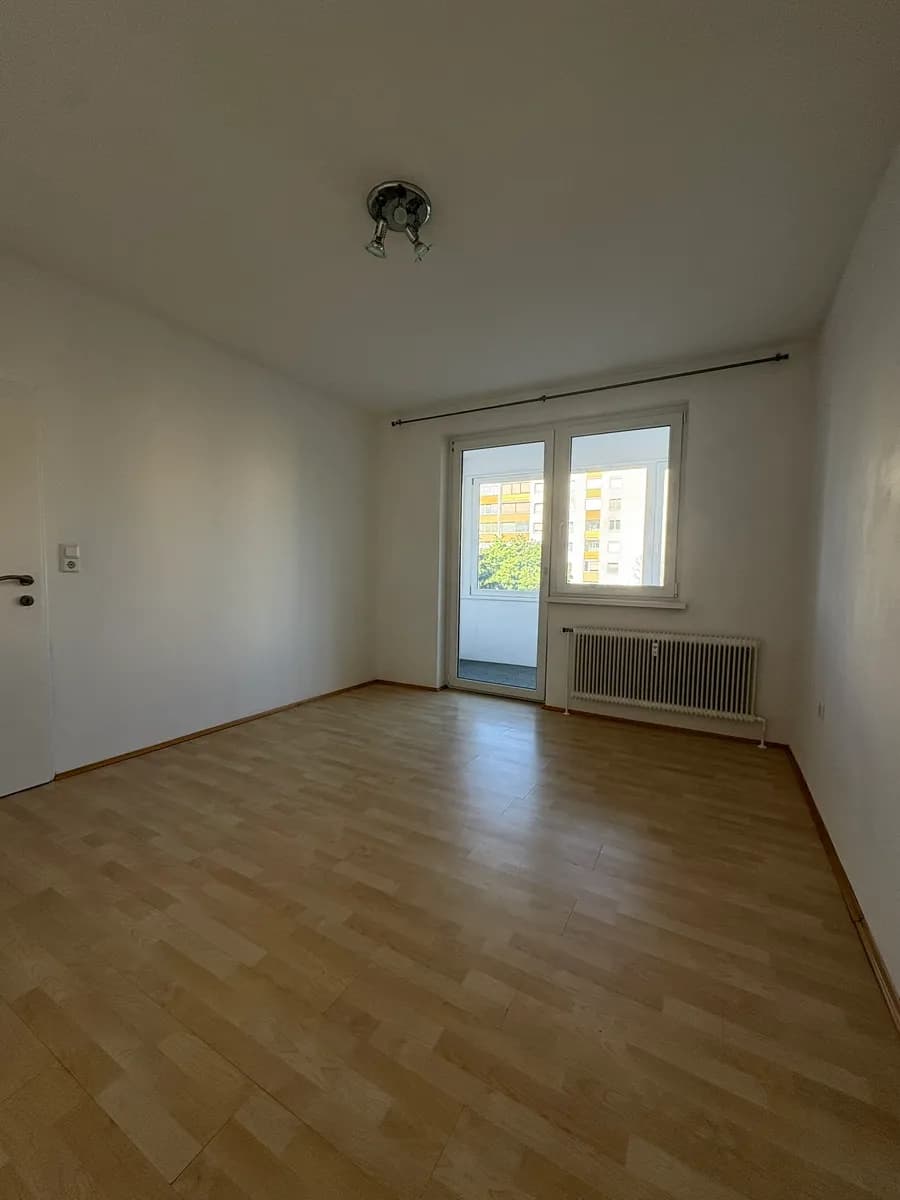 2-Zimmer-Wohnung mieten in Wels – 64 m², € 845 – Bild 2 von 10