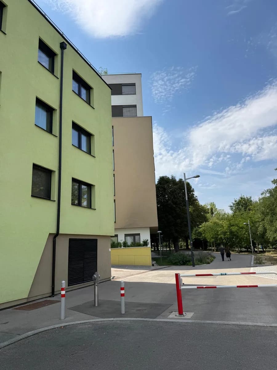 2-Zimmer-Wohnung mieten in Wien – 120 m², € 860 – Bild 2 von 16