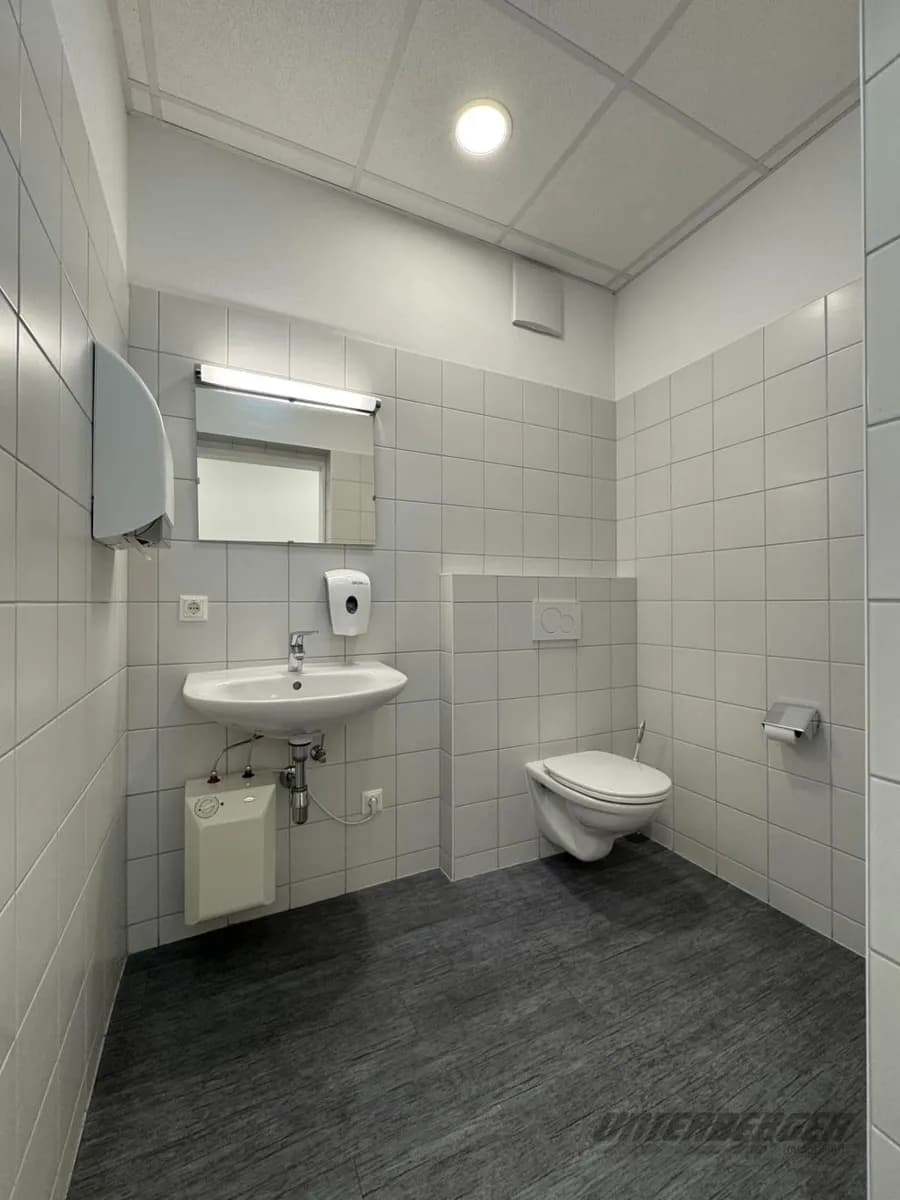 Gewerbeimmobilie mieten in Kufstein – 134 m², € 2.560 – Bild 4 von 7