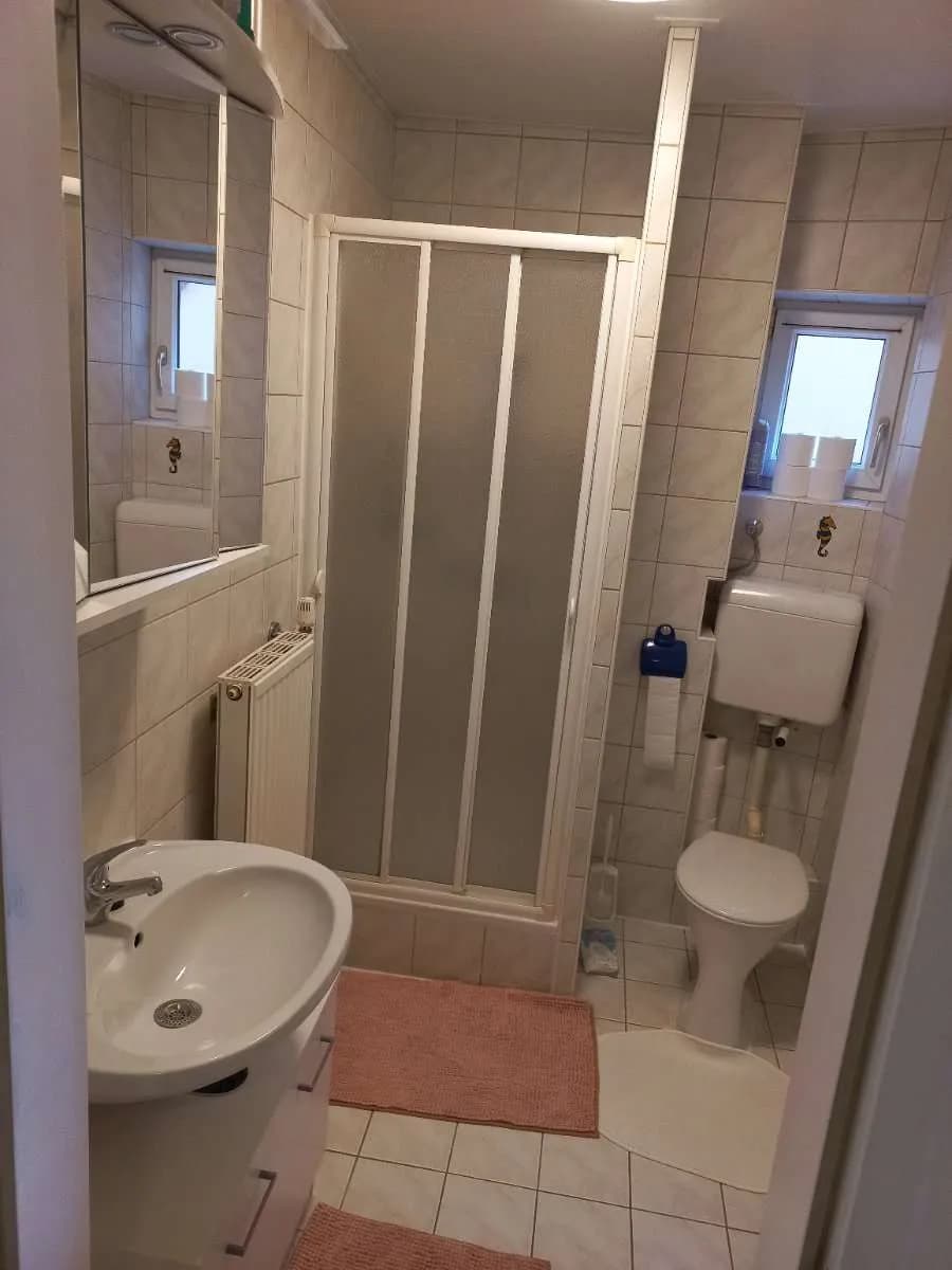 3-Zimmer-Wohnung mieten in Neunkirchen – 84 m², € 600 – Bild 7 von 8