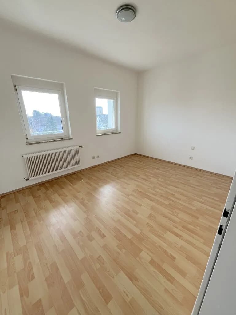 3-Zimmer-Wohnung mieten in Jennersdorf – 91 m², € 770 – Bild 7 von 12