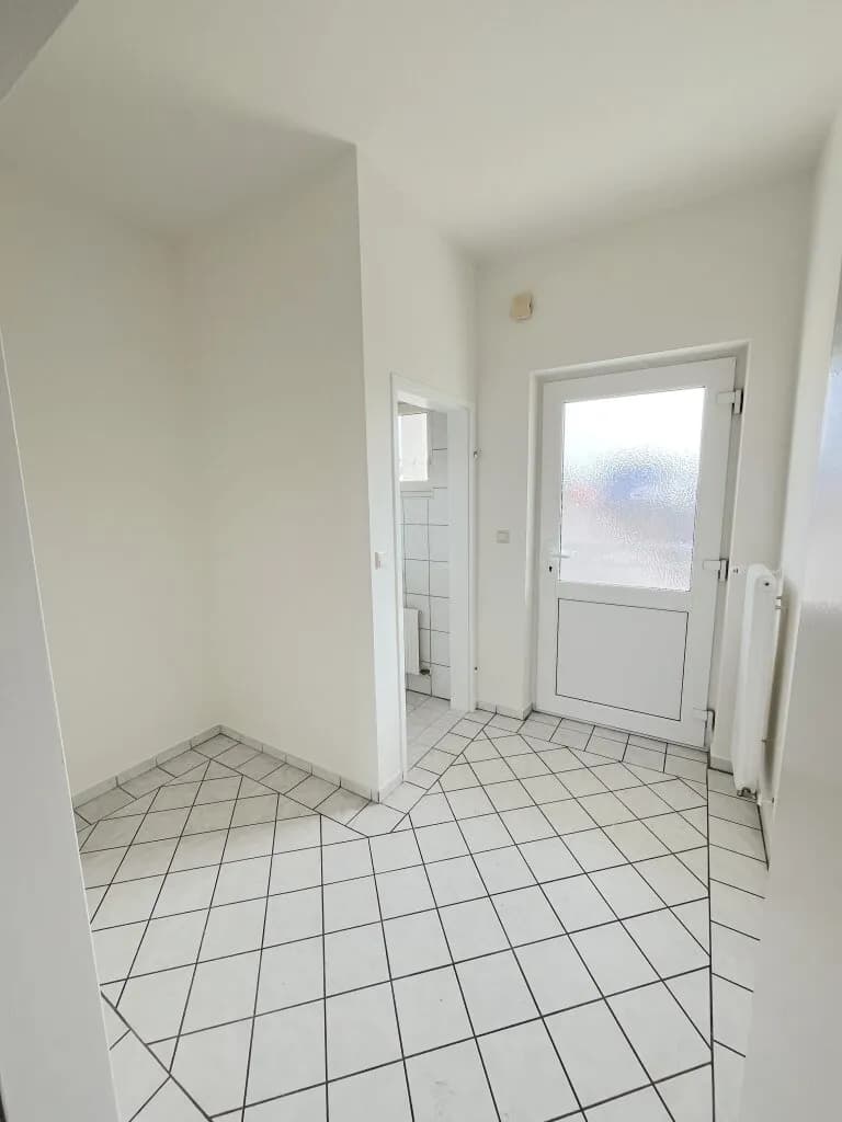 3-Zimmer-Wohnung mieten in Jennersdorf – 91 m², € 770 – Bild 8 von 12