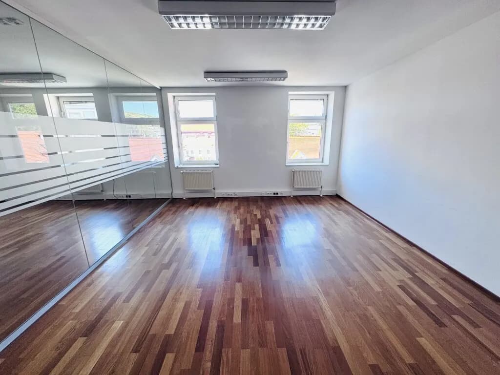 6-Zimmer-Gewerbeimmobilie mieten in Wien – 213 m², € 1.416 – Bild 15 von 17