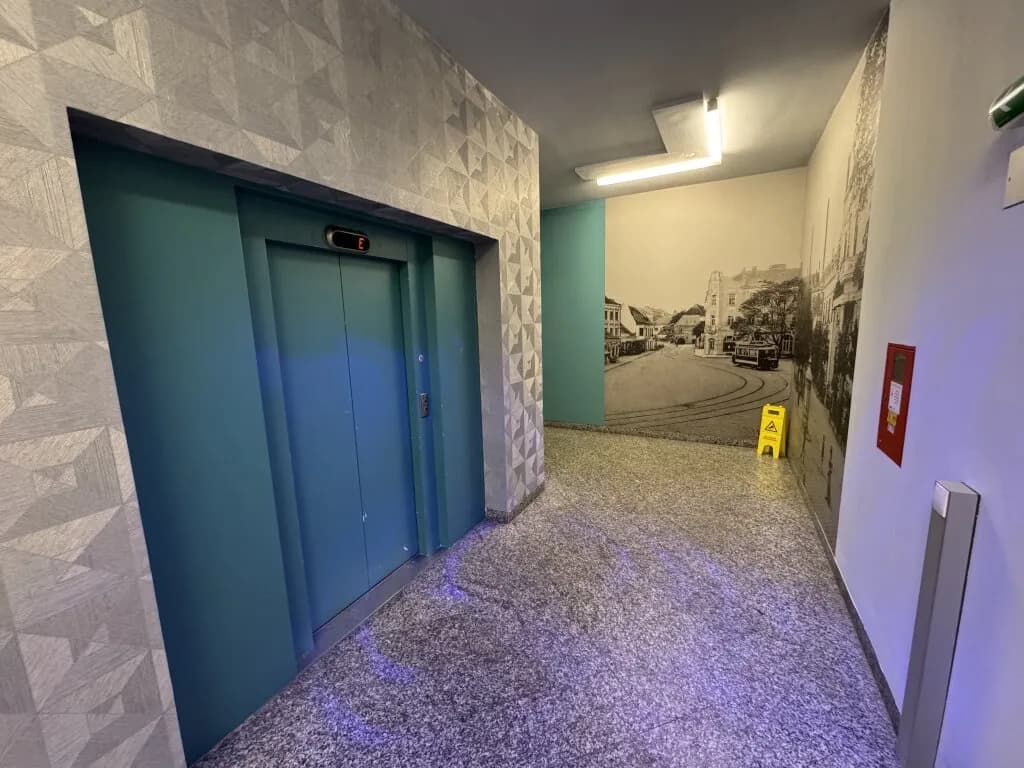 6-Zimmer-Gewerbeimmobilie mieten in Wien – 213 m², € 1.416 – Bild 16 von 17