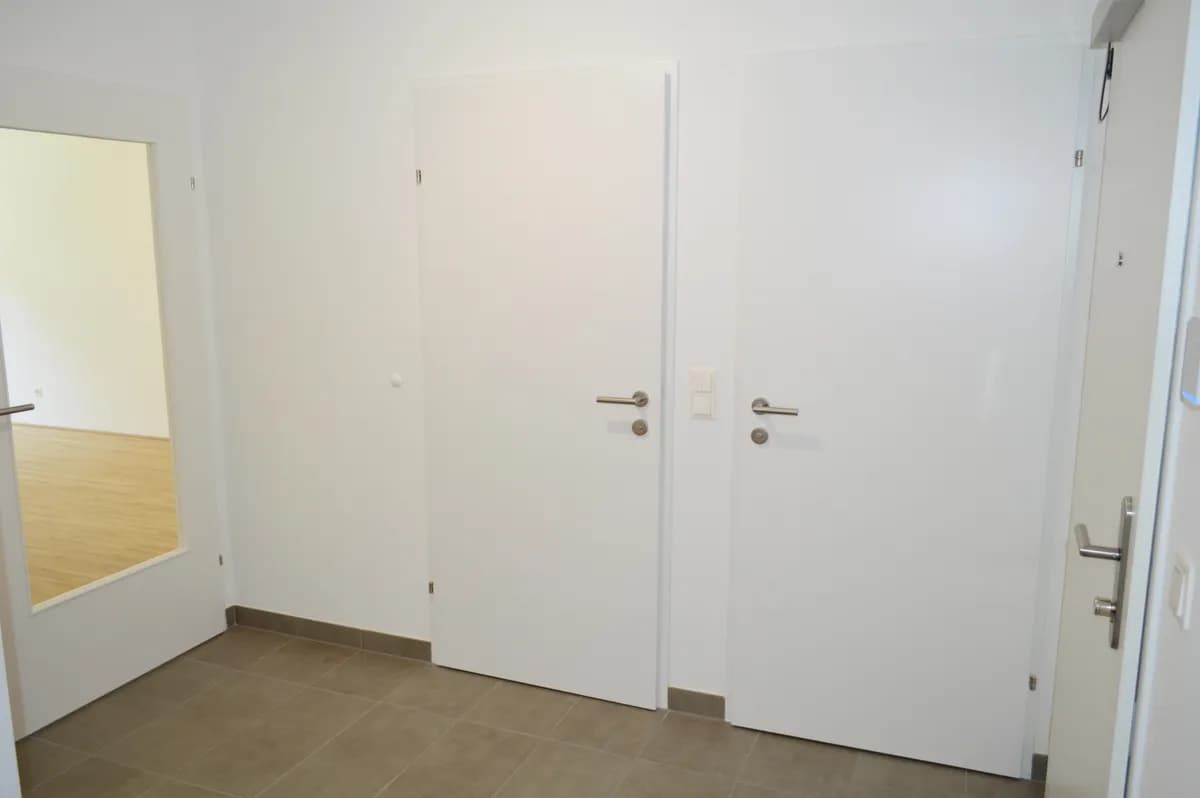2-Zimmer-Wohnung mieten in Neunkirchen – 55,44 m², € 587 – Bild 5 von 10