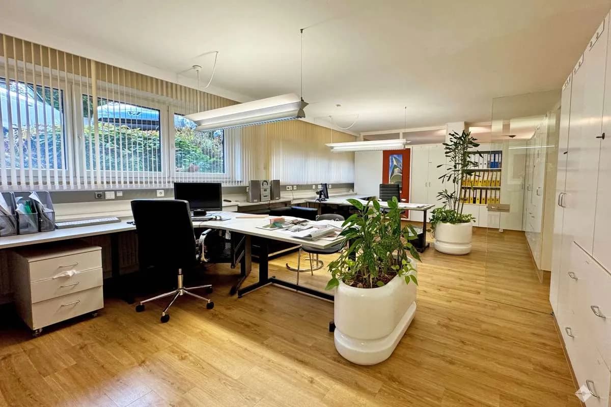 Gewerbeimmobilie mieten in Salzburg Stadt – 127 m², € 2.140 – Bild 2 von 9