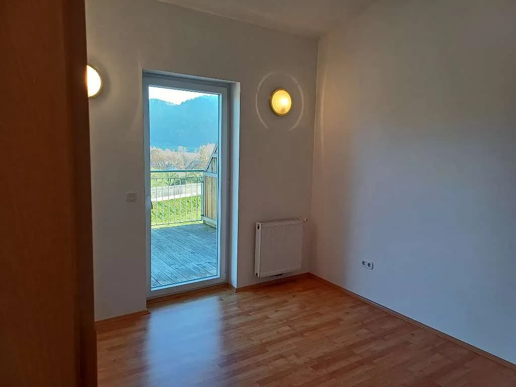 3-Zimmer-Wohnung mieten in Feldkirchen – 60 m², € 979 – Bild 4 von 7