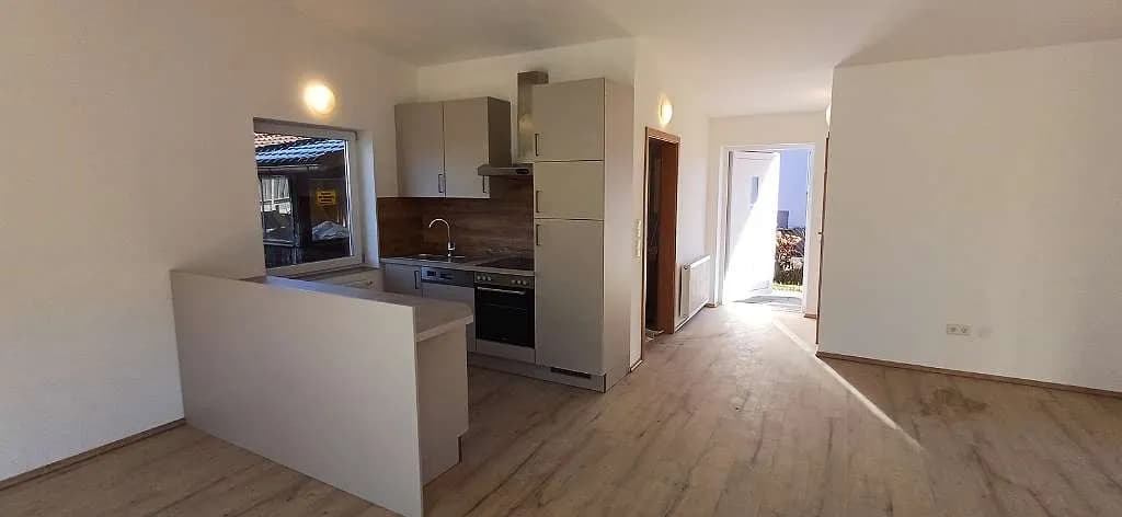 2-Zimmer-Wohnung mieten in Klagenfurt – 70 m², € 1.285 – Bild 3 von 8