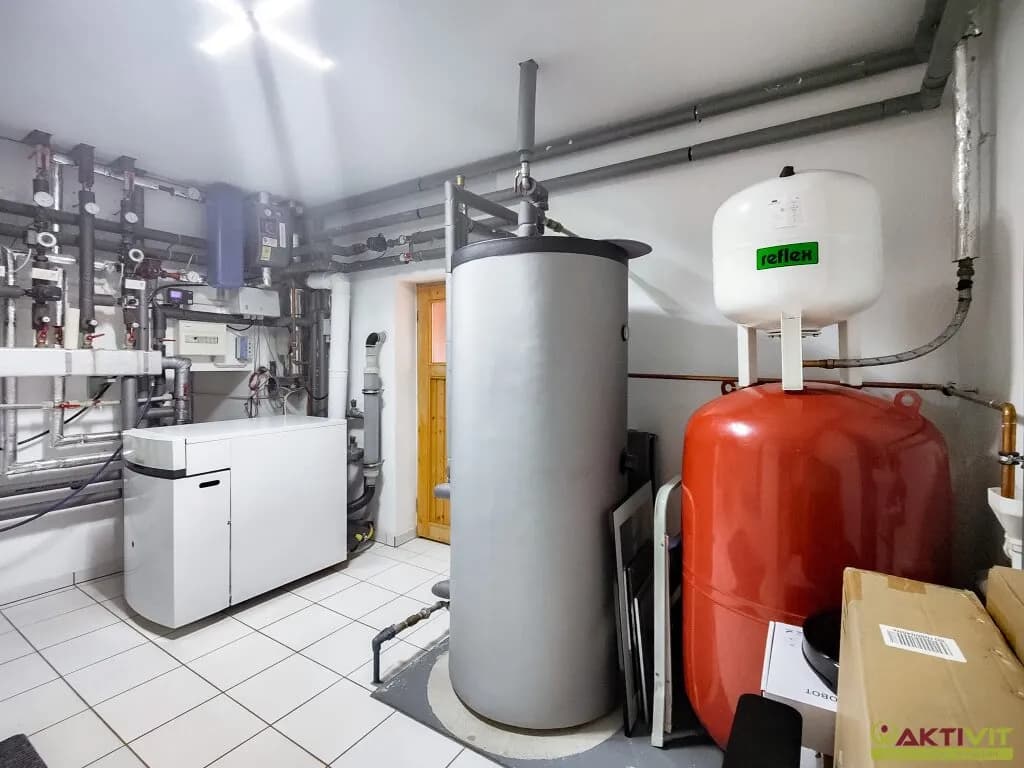 7-Zimmer-Haus kaufen in Feldkirchen – 420 m², € 1.550.000 – Bild 24 von 44