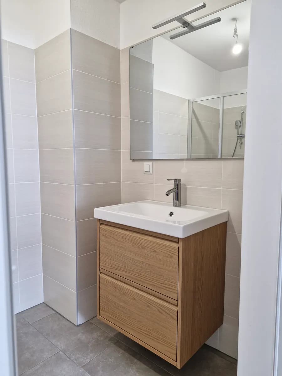 2-Zimmer-Wohnung mieten in Baden – 41 m², € 782 – Bild 2 von 16