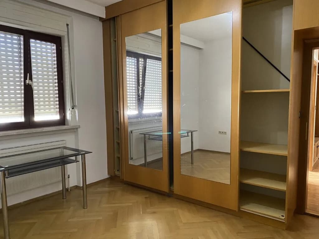 7-Zimmer-Haus mieten in Oberwart – 197 m², € 1.490 – Bild 3 von 21