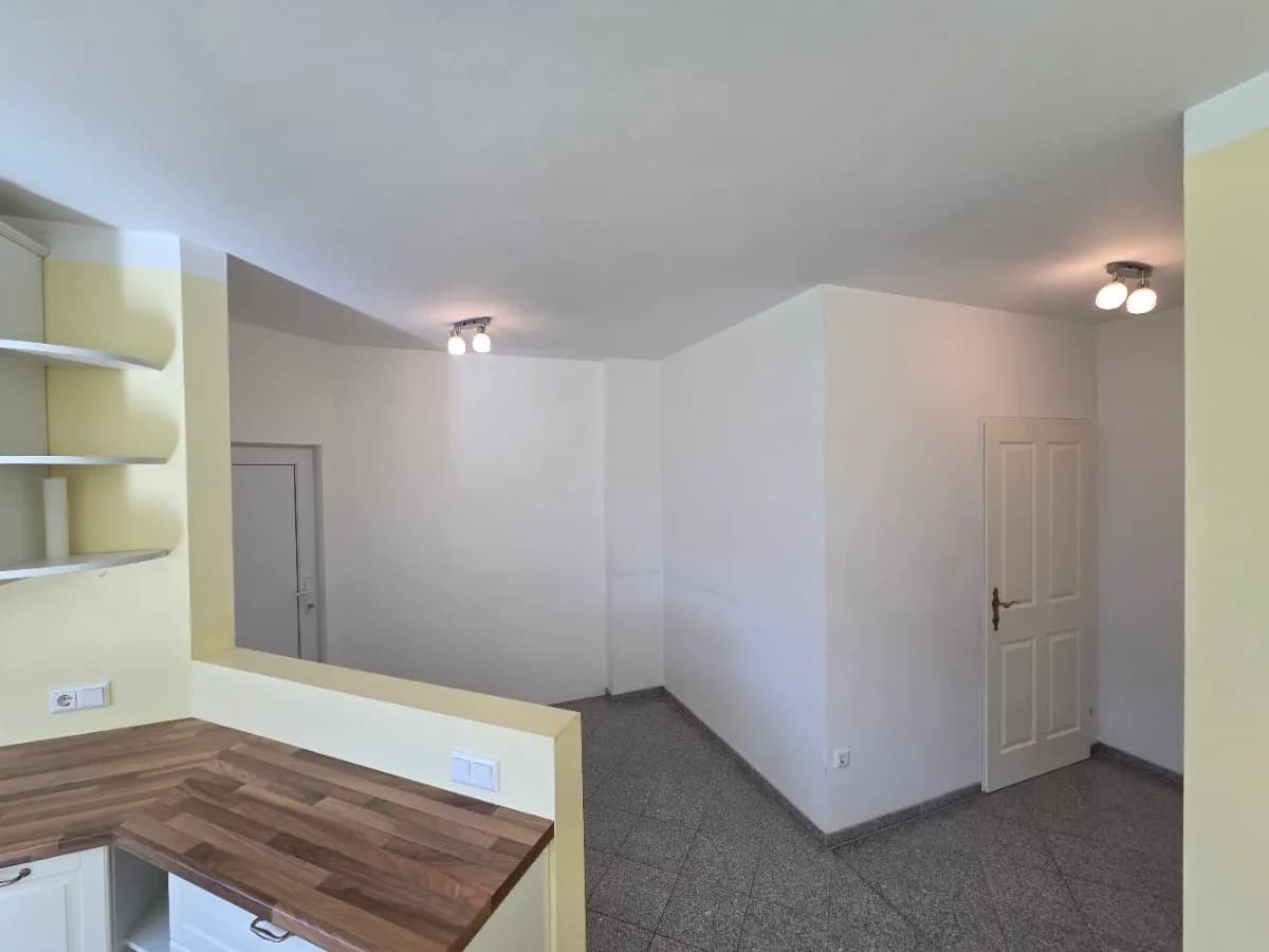7-Zimmer-Wohnung mieten in Tulln – 105 m², € 1.450 – Bild 11 von 18