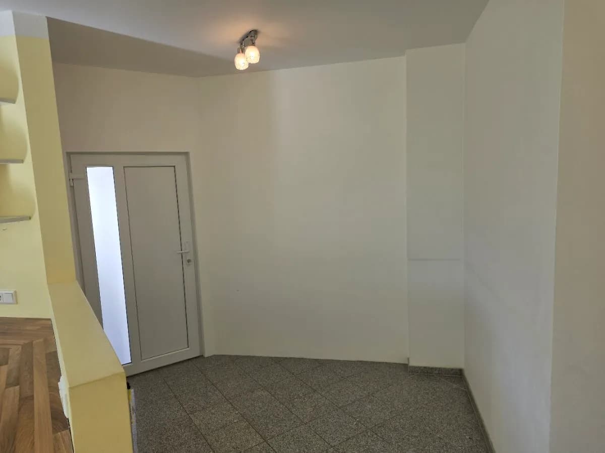 7-Zimmer-Wohnung mieten in Tulln – 105 m², € 1.450 – Bild 12 von 18