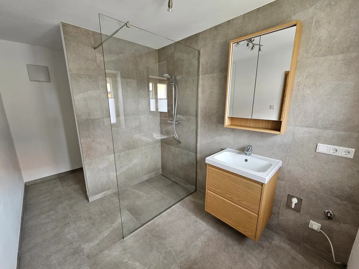1-Zimmer-Wohnung mieten in Hallein – 26 m², € 600 – Bild 5 von 6