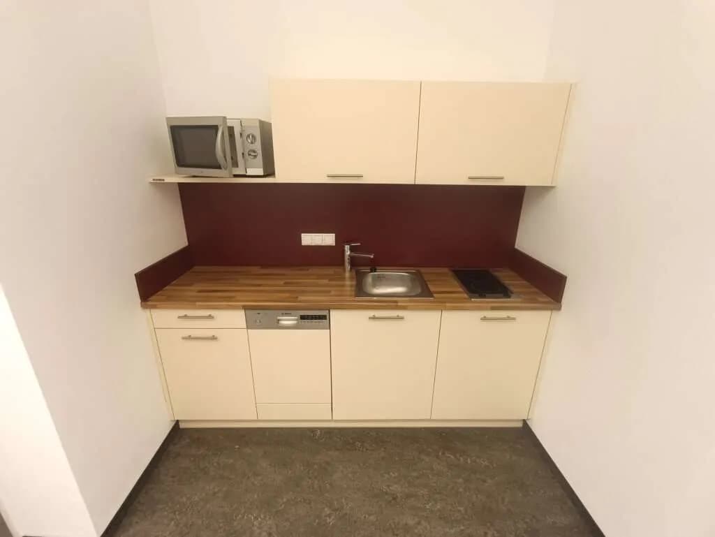 1-Zimmer-Gewerbeimmobilie mieten in Wien – 61 m², € 769 – Bild 5 von 11
