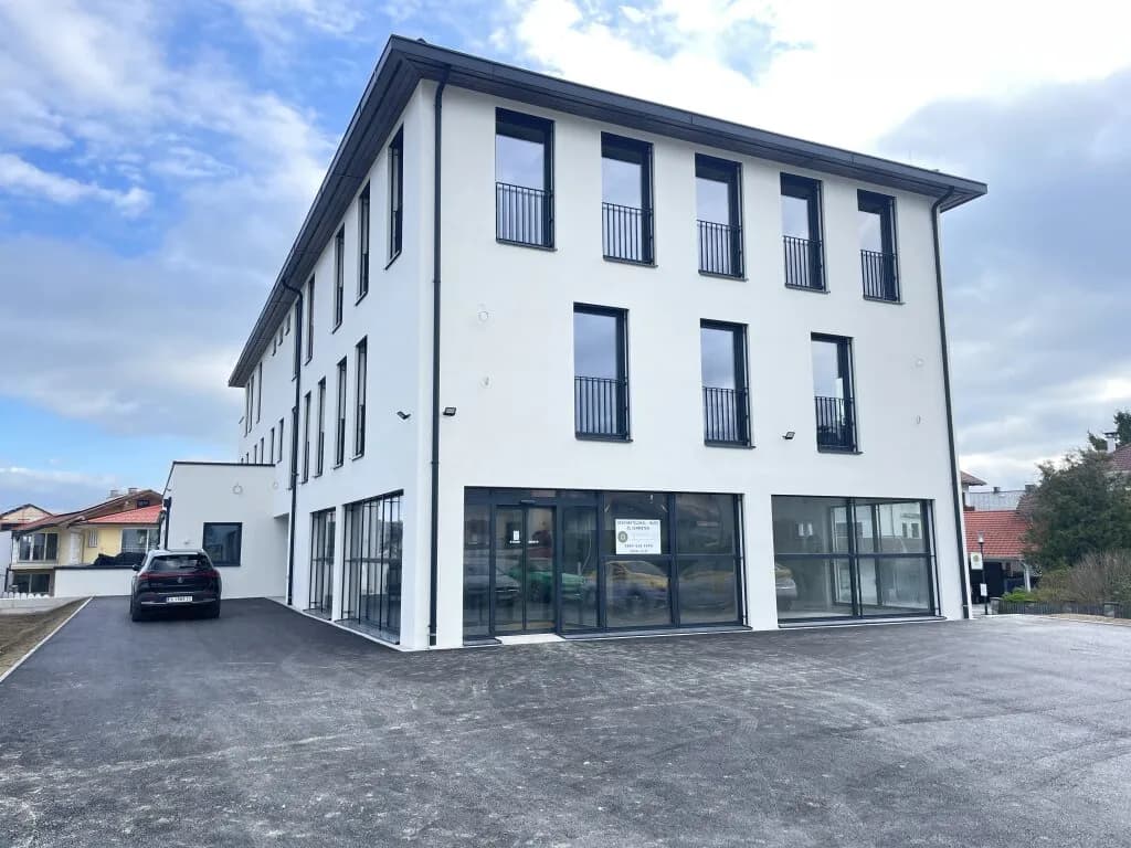 Gewerbeimmobilie mieten in Salzburg-Umgebung – 228 m²