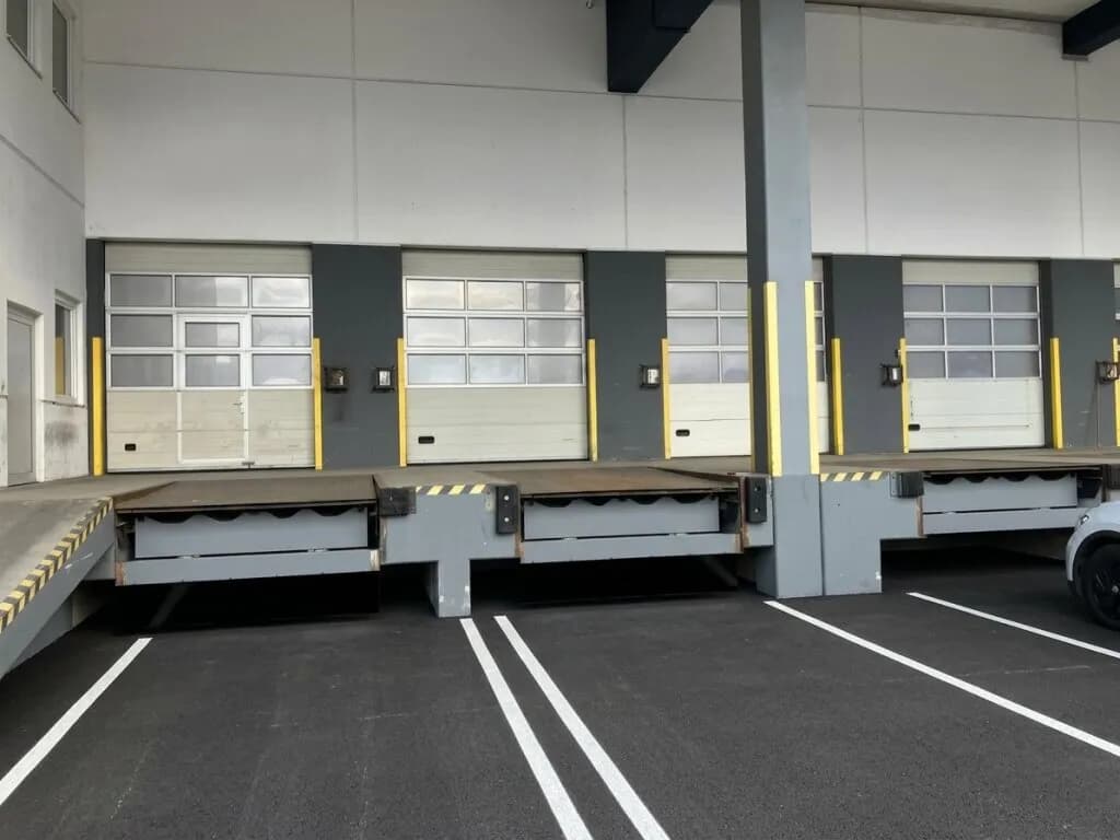 Gewerbeimmobilie mieten in Mödling – 2 082 m², € 15.823 – Bild 2 von 13