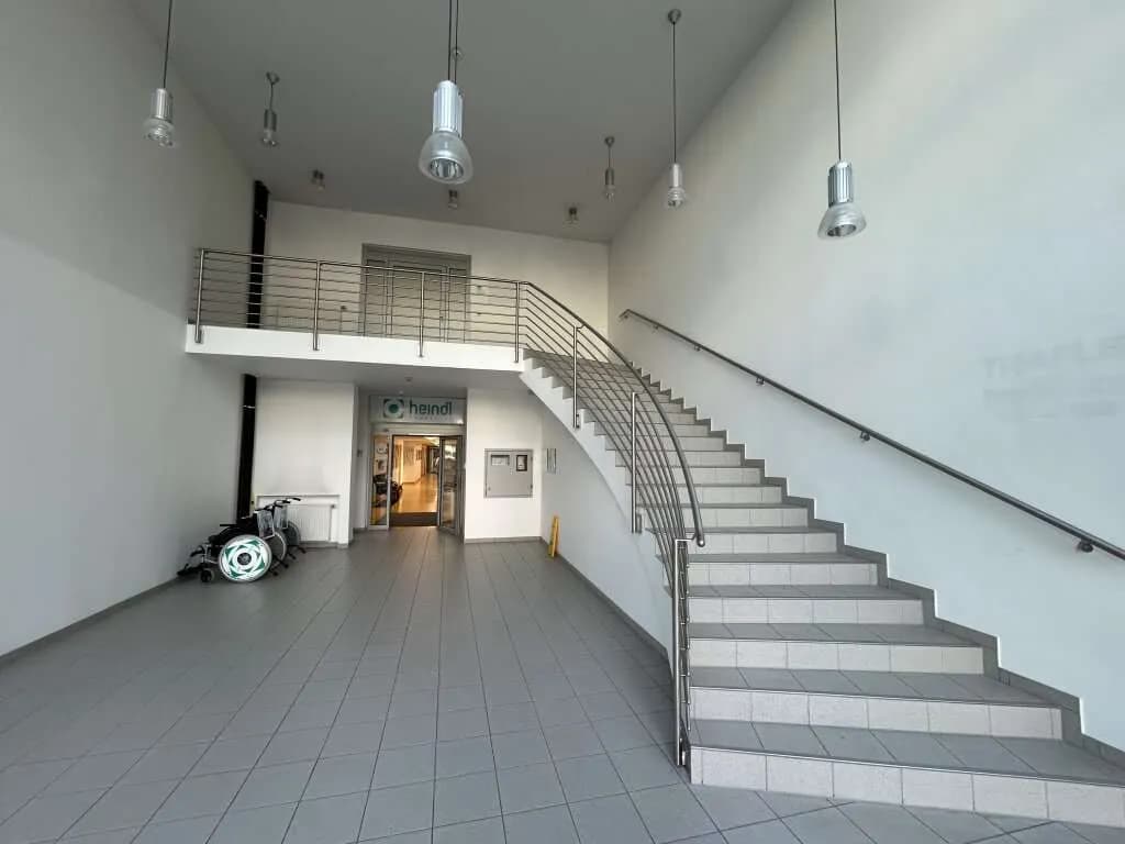 Gewerbeimmobilie mieten in Linz – 154 m², € 2.643 – Bild 2 von 20