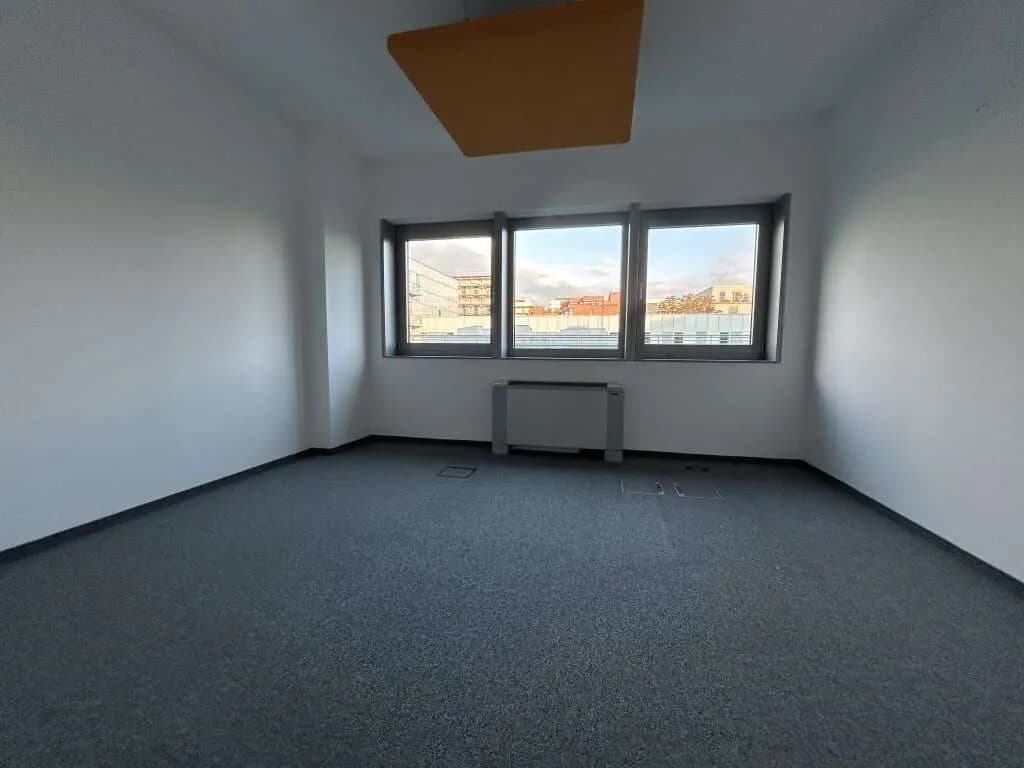 Gewerbeimmobilie mieten in Linz – 154 m², € 2.643 – Bild 14 von 20