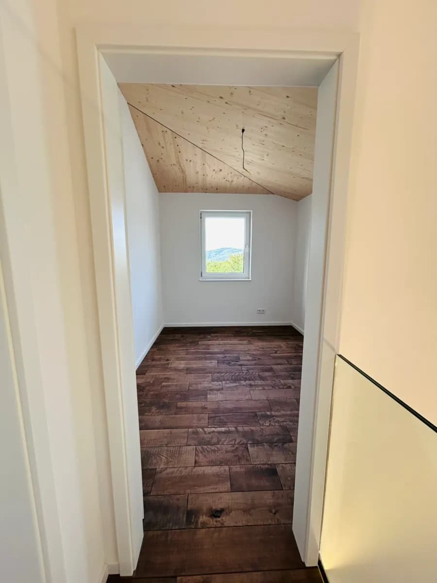 3-Zimmer-Wohnung mieten in Gmunden – 100 m², € 2.288 – Bild 7 von 10