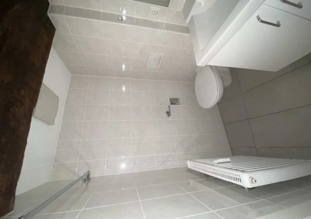 2-Zimmer-Wohnung mieten in Innsbruck – 37 m², € 800 – Bild 9 von 12